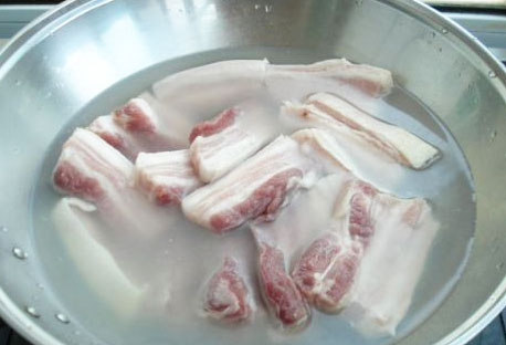 電熱鍋食譜-麻油雞 電熱鍋食譜-麻油雞